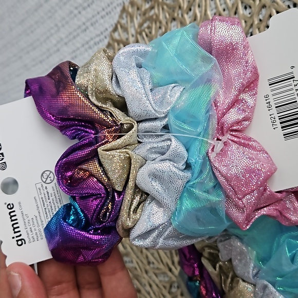 GIMME RAINBOW SPADKLING MERMAID SCRUNCHIES 10 PK - Picture 4 of 4